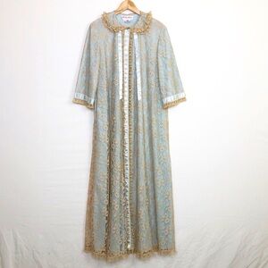 Odette Barsa Blue lace lounge, vintage robe
